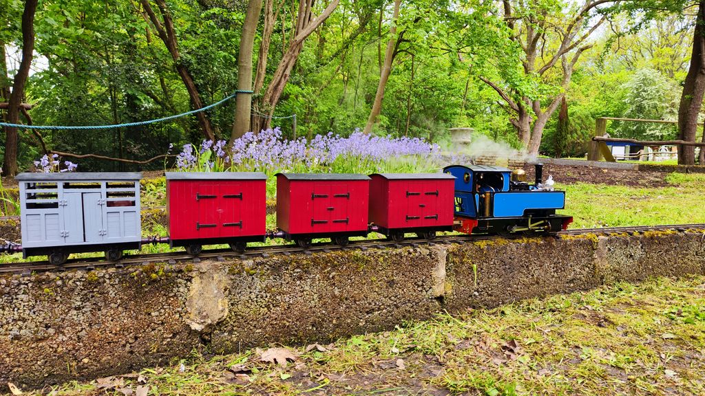 16mm loco